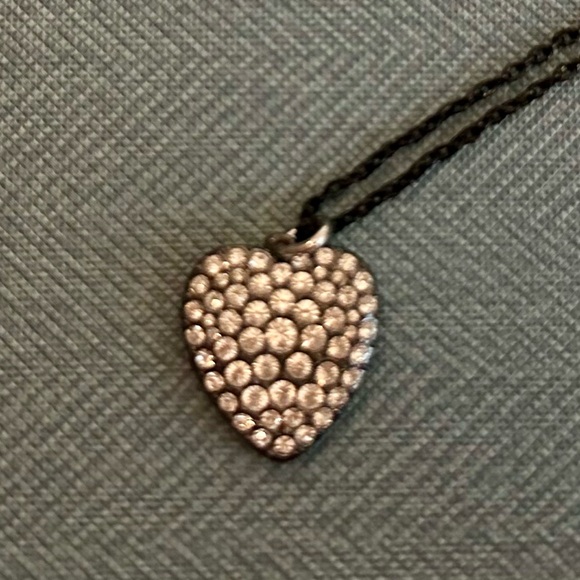 Gorgeous Pave Crystal Heart Gunmetal Pendant on Black Necklace - Picture 6 of 8